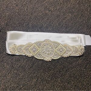 Blossom Veils Embellished Beeded White Satin Bridal Sash Belt Accessory